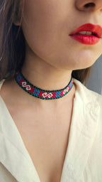 Plyn Chasu Floral Sylianka – Ukrainian Beaded Choker in Green, blue, red and white – main view