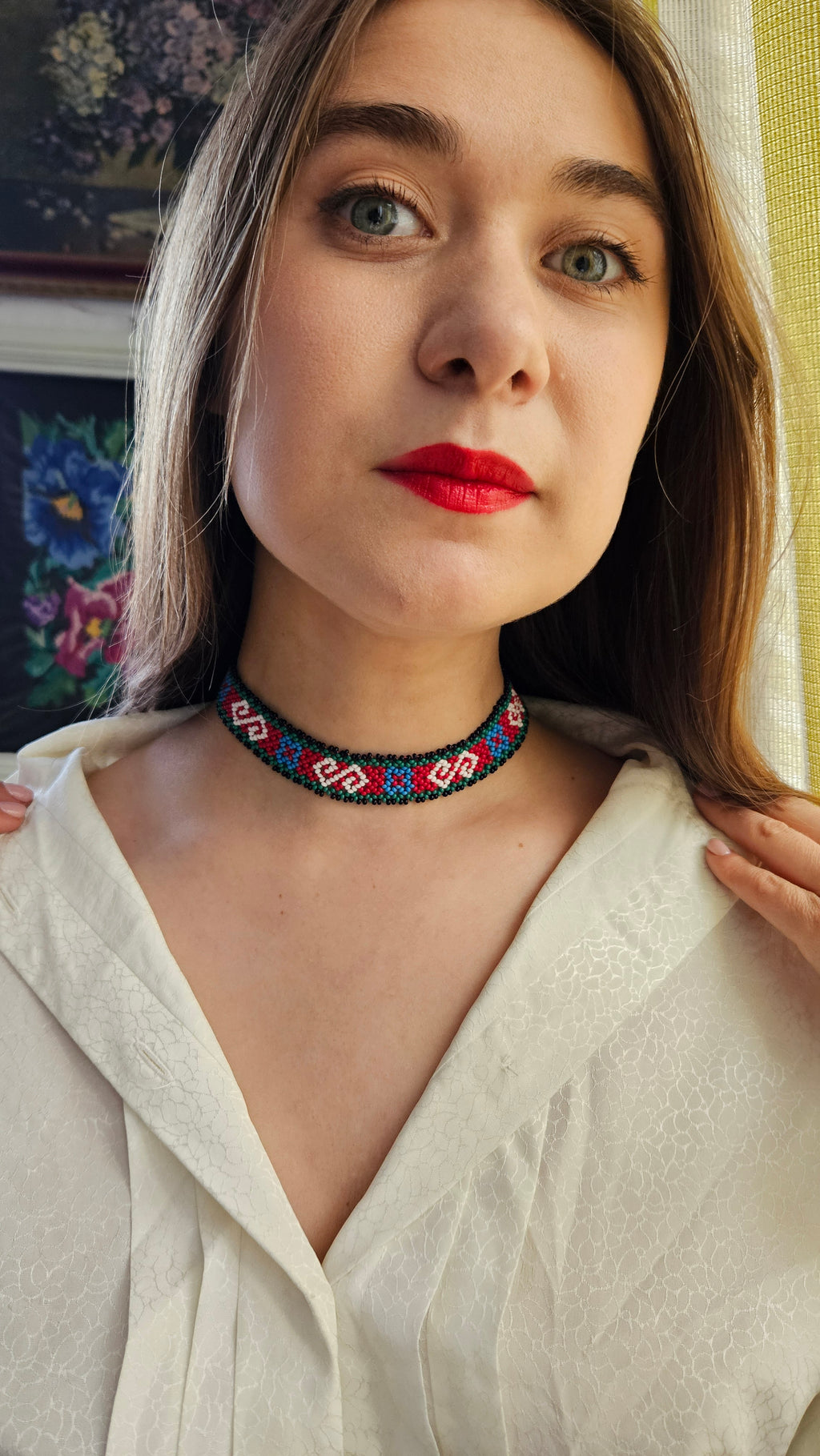 Plyn Chasu Floral Sylianka – Ukrainian Beaded Choker in Green, blue, red and white – alternate view 1