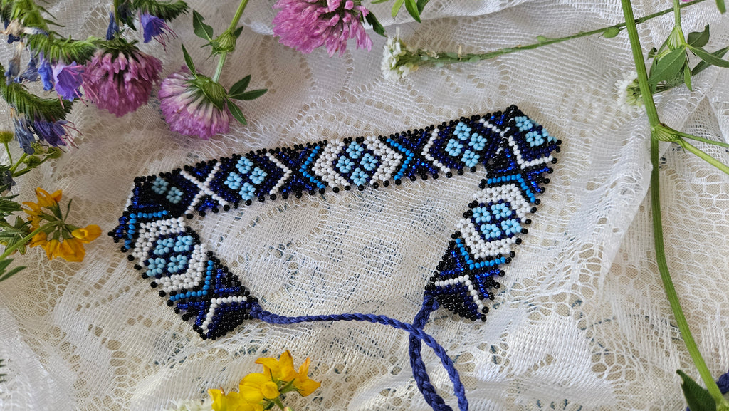 Lesya Ukrainka–Inspired Blue Sylianka – Beaded Ukrainian Choker in Blue, white and black – alternate view 3