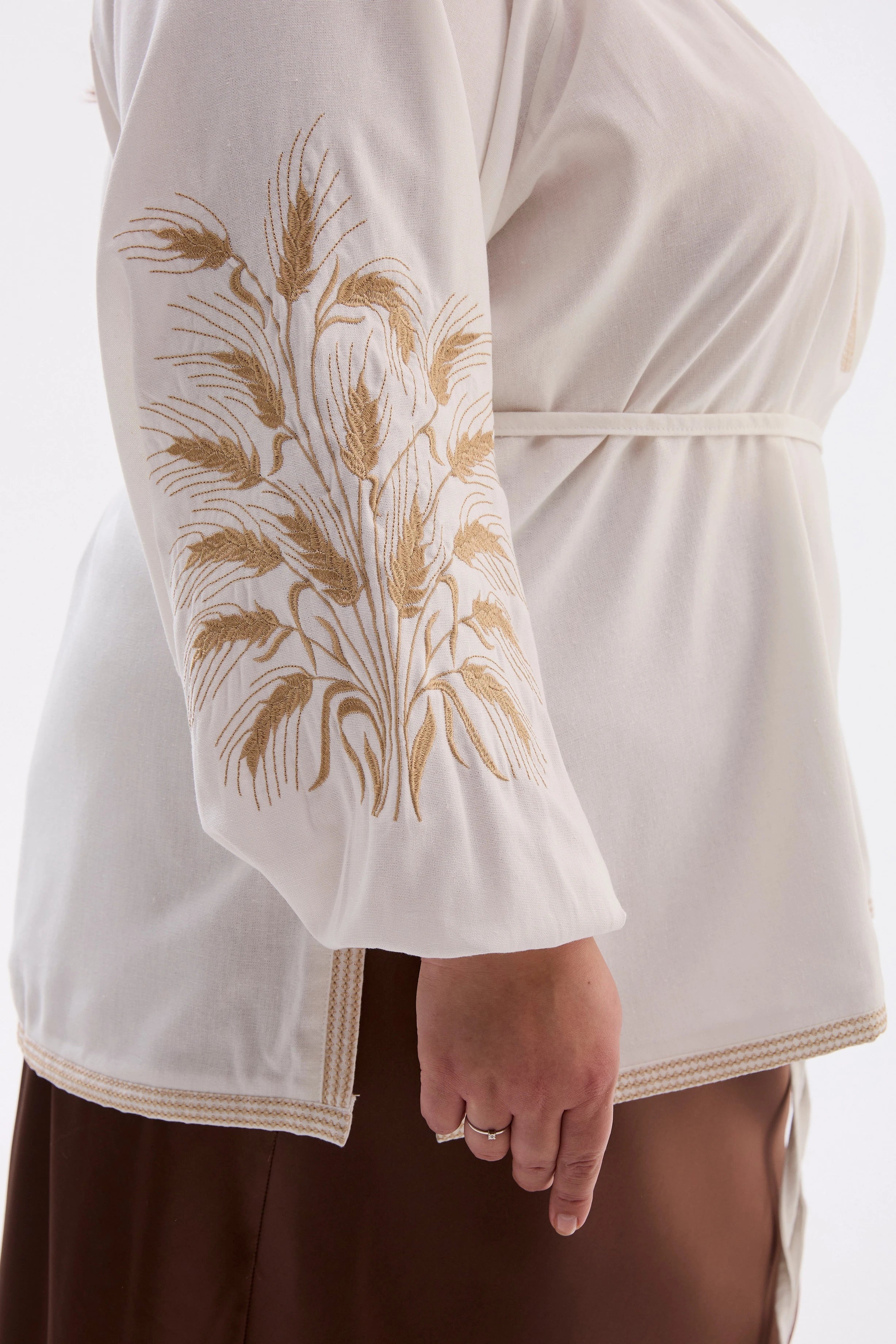 Nezlamna Plus Size Linen-Cotton Vyshyvanka Blouse - Milk & Gold