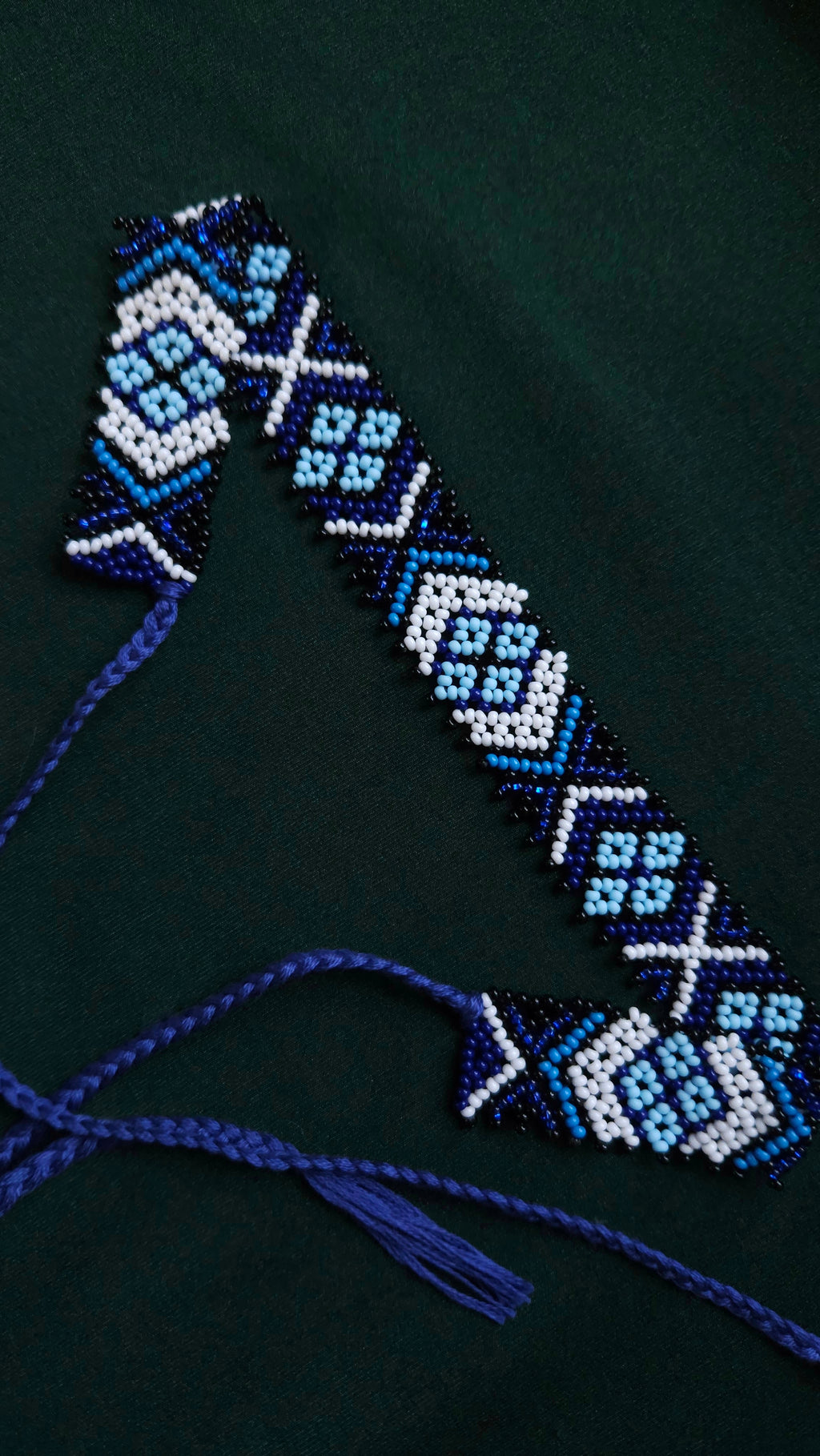 Lesya Ukrainka–Inspired Blue Sylianka – Beaded Ukrainian Choker in Blue, white and black – beadwork detail 3