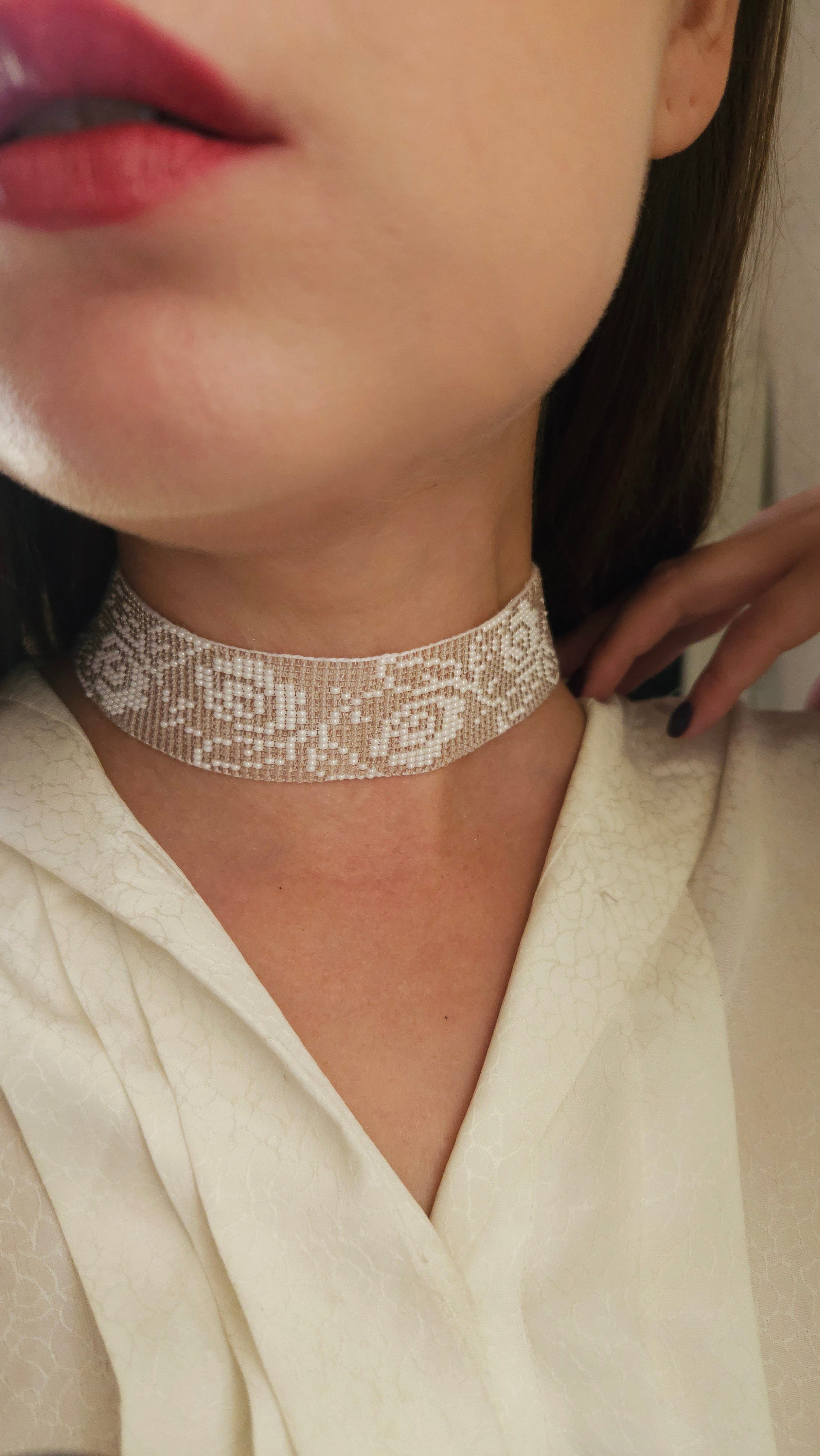 Poltava Merezhka Beaded Gerdan Choker – Ukrainian Necklace in Taupe and white – styling view 1