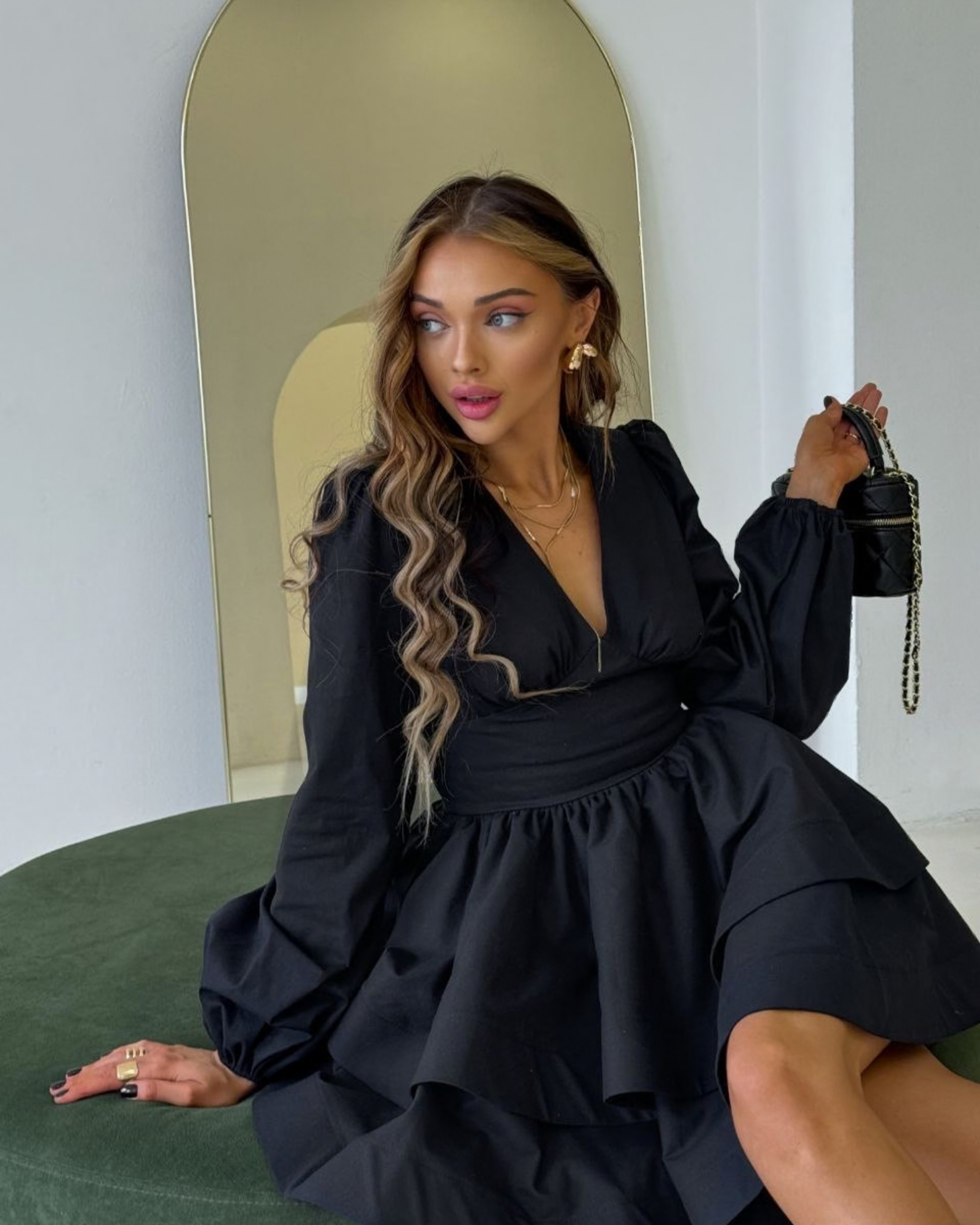 Linen V‑Neck Dress – Feminine Summer Linen Dress