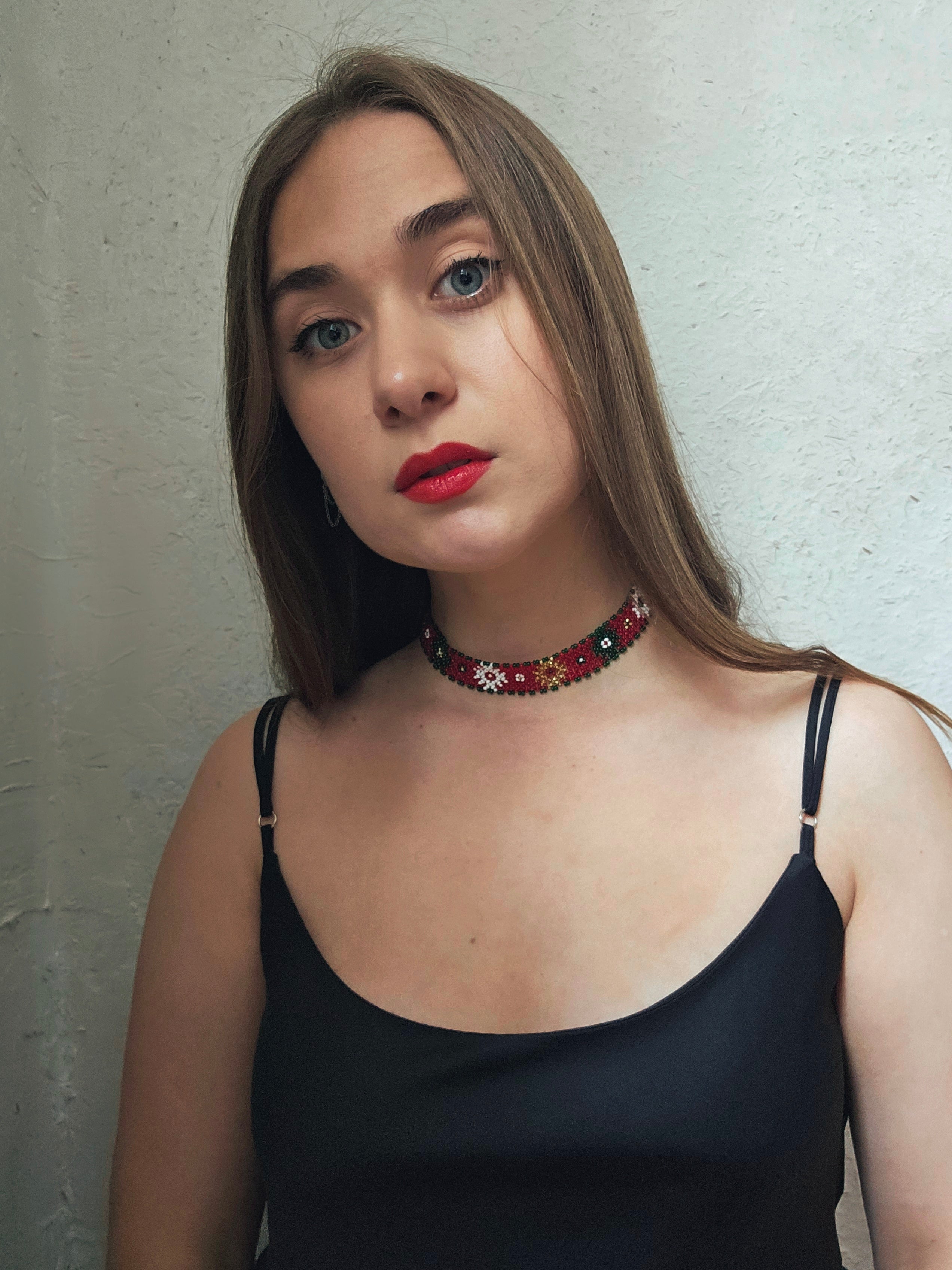 Krasa Red Floral Sylianka – Ukrainian Beaded Choker in Red, green and white – styling view 1