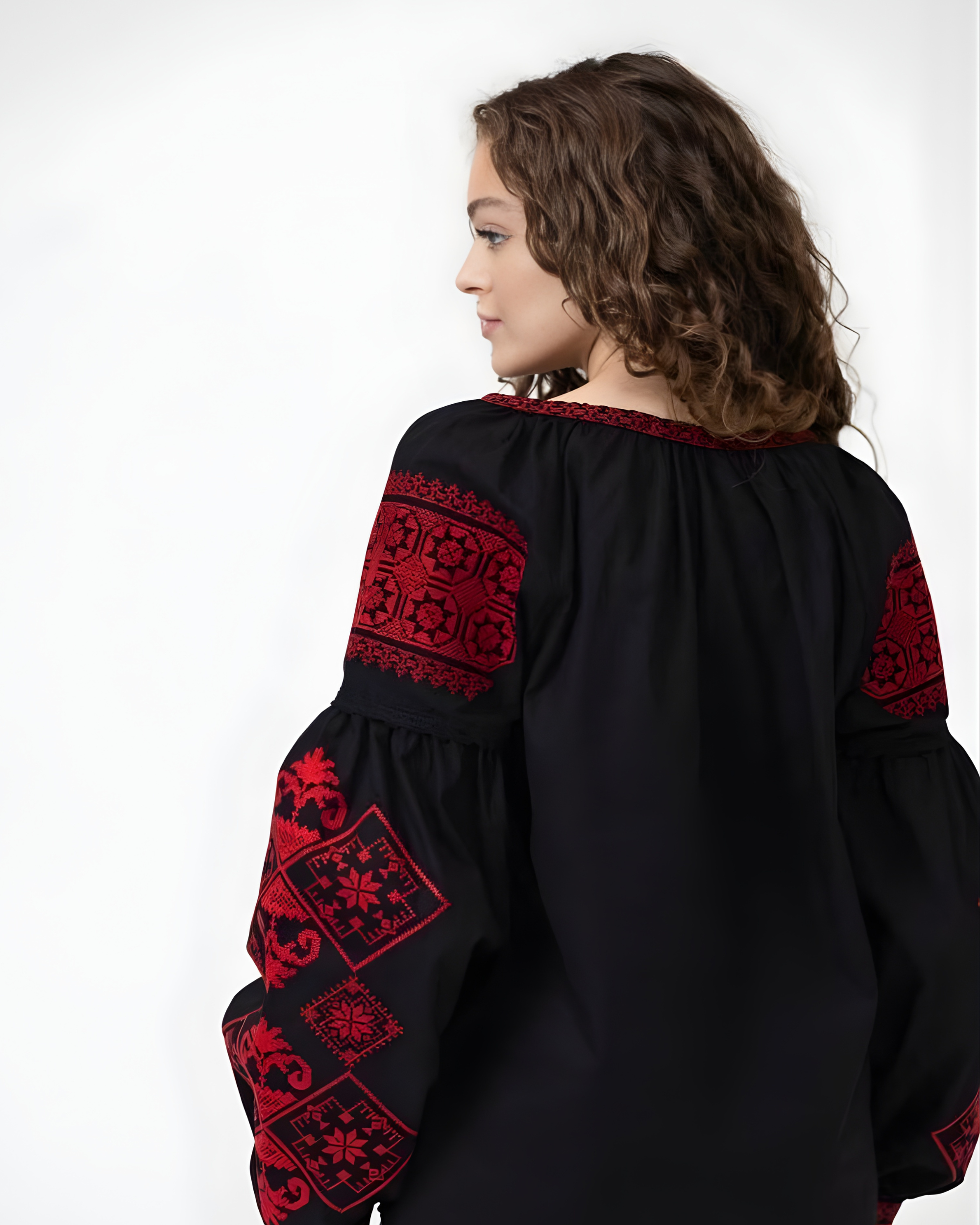 Vechornytsia Embroidery – Vyshyvanka – Women