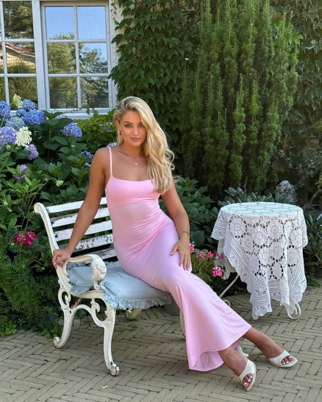 Mermaid Knit Dress – Fitted Elegant Dress