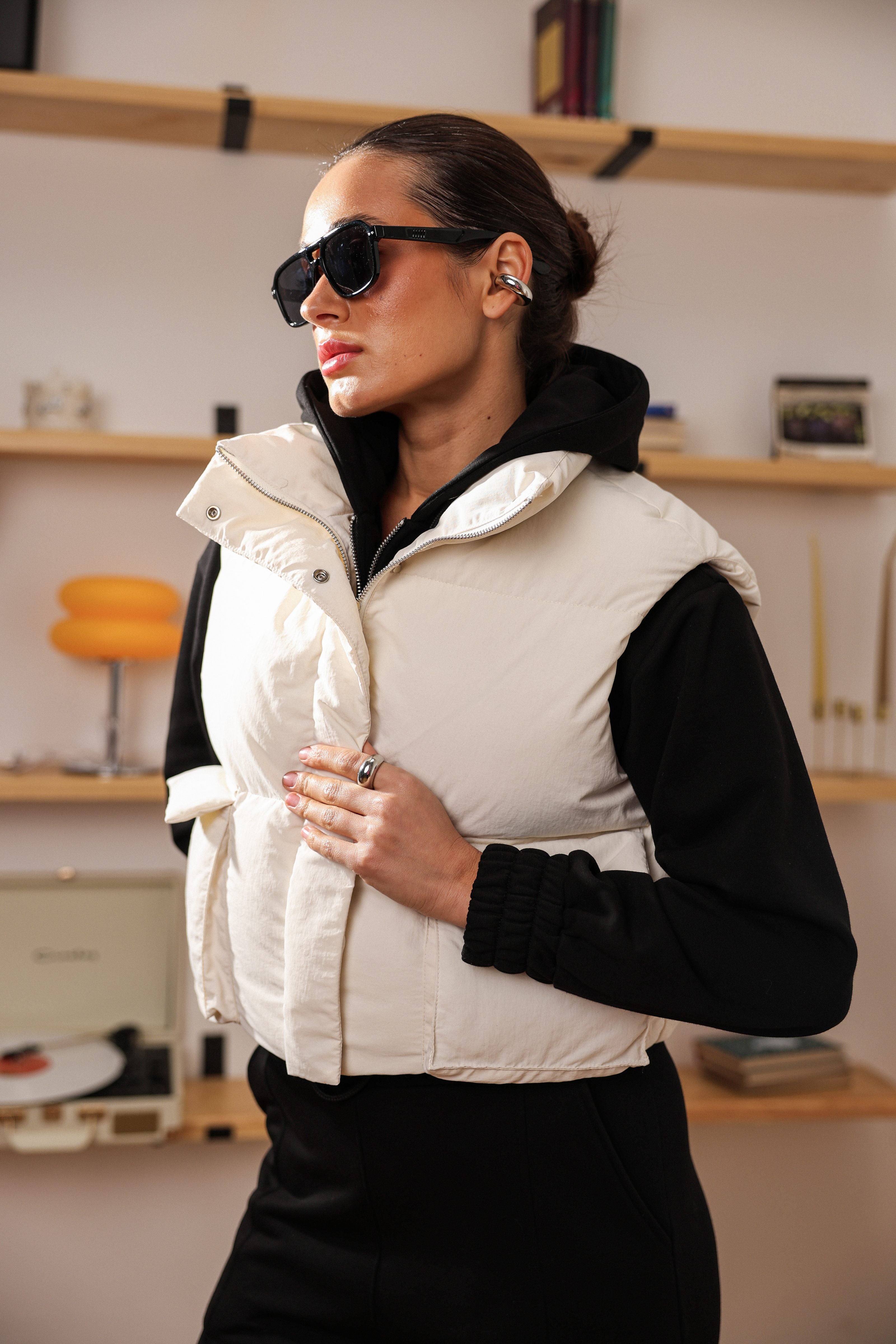 Women's Cropped Insulated Puffer Vest in product, alternate view