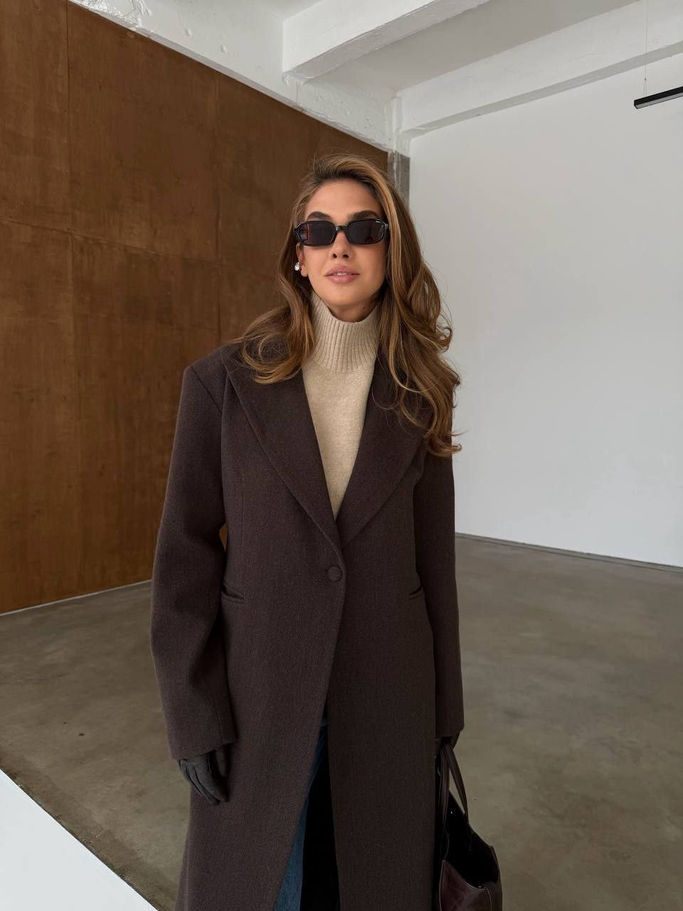 Florencia Long Wool Blend Coat – Elegant Full-Length Coat