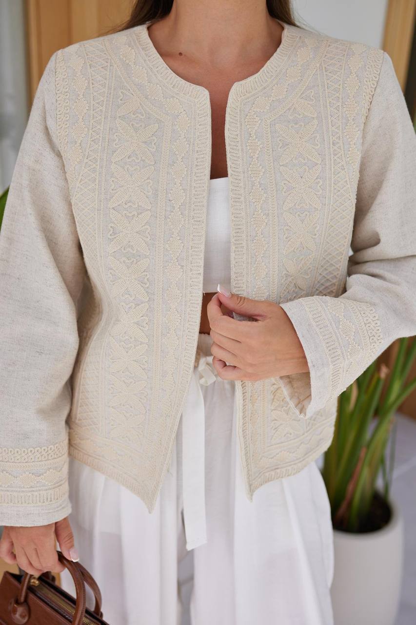 Women's Light Beige Embroidered Jacket - Open Front Vyshyvanka Style - product photo 3